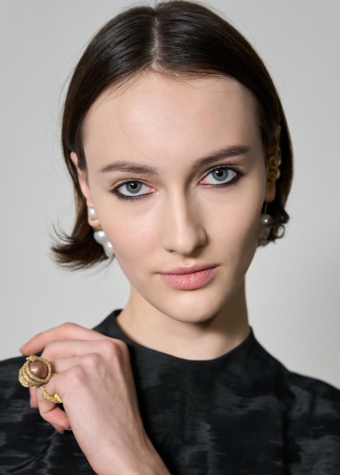 لا تدعي الإرهاق يتسلل إلى بشرتك.. كيفية التغلب على الترهل خلال ليالي رمضان