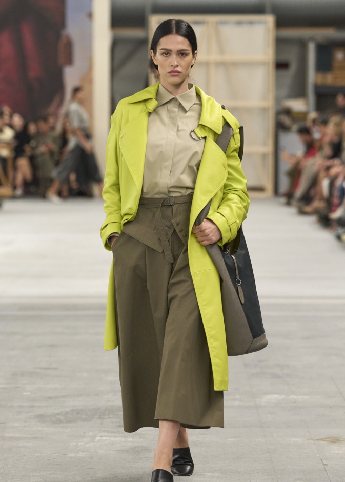 Tods بناطيل واسعة قصيرة