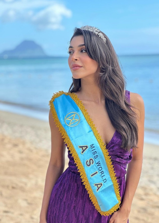 ياسمينا زيتون 