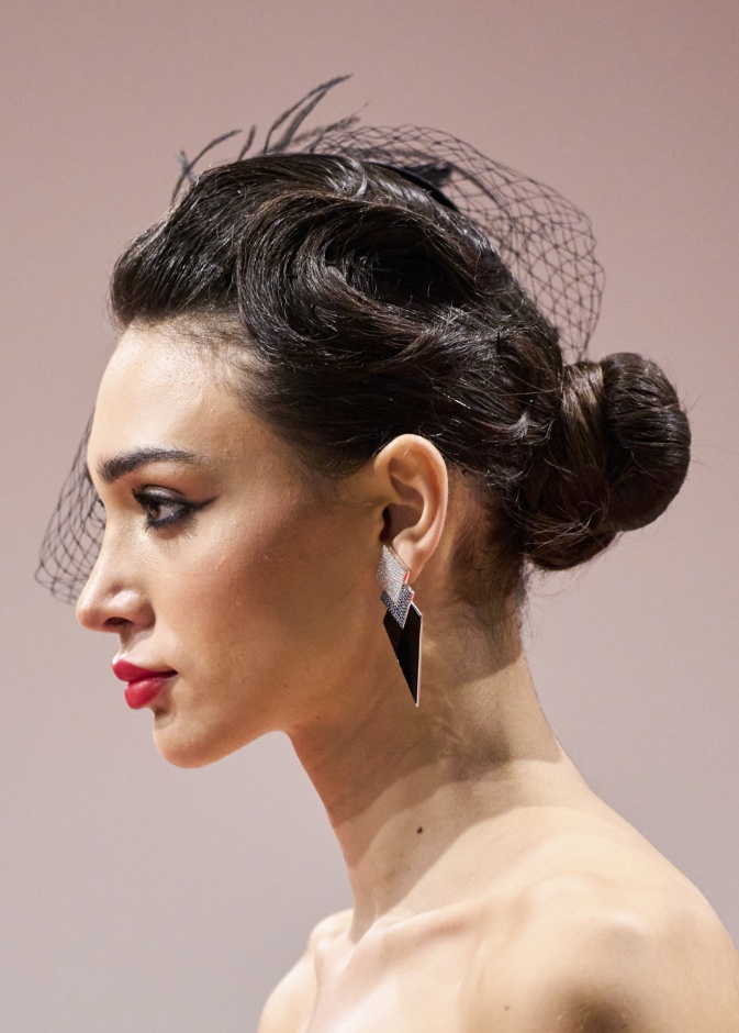 تسريحات شعر الكعكة المنخفضة في إفطارات شهر رمضان