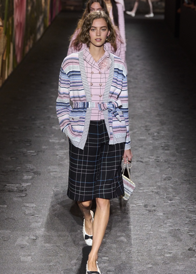 الشورت الطويل انطلق من جزيرة بيرمودا ليغزو العالم ويصبح من أبرز صيحات الموضة 