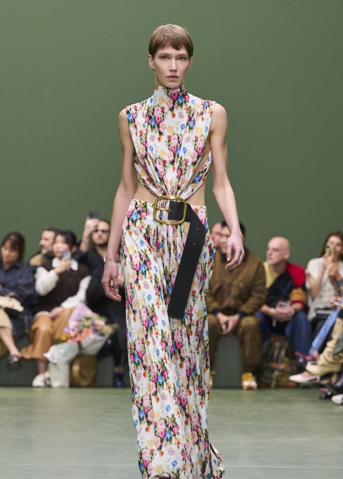 مجموعة Loewe لخريف وشتاء 2024