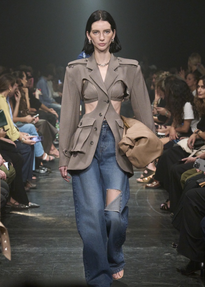 إطلالة من Rokh