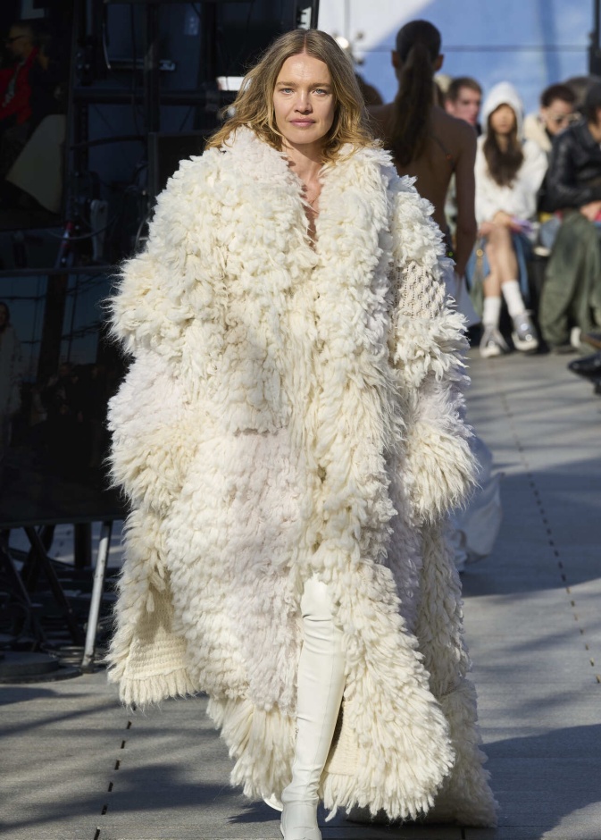 مجموعة  Stella McCartney لخريف 2024