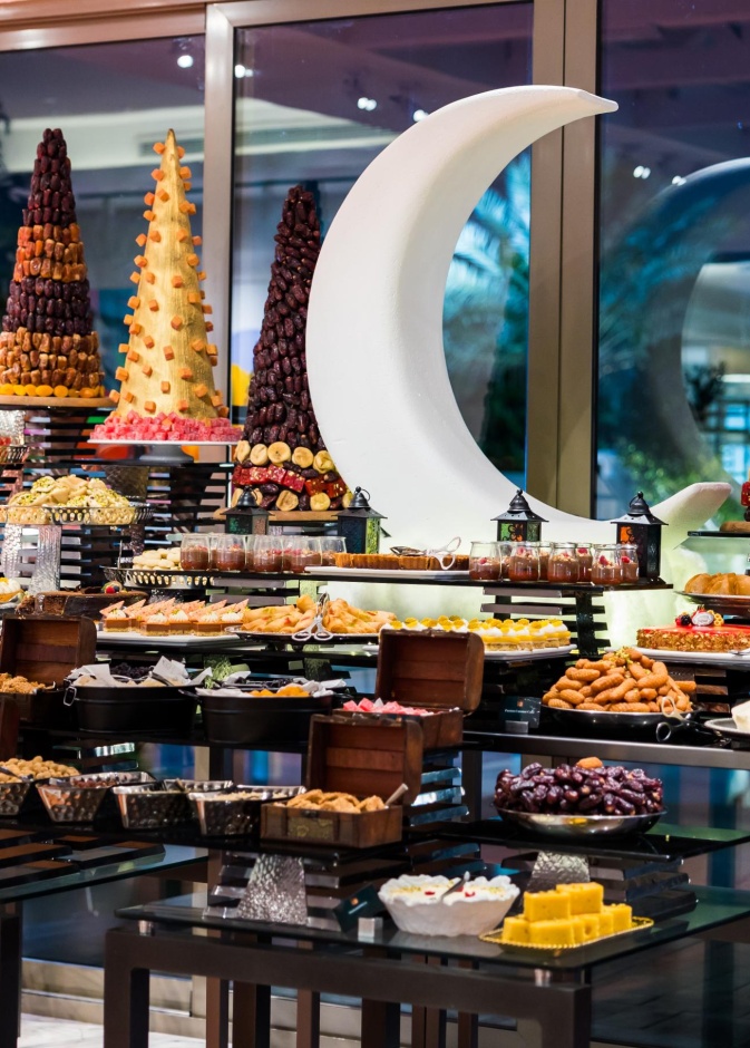 ضمن إطلالاتٍ ساحرة على النخلة: إليكِ أفضل عروض إفطارات رمضان في نخلة جميرا