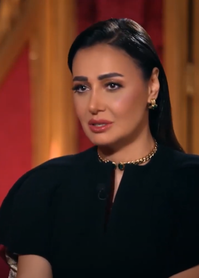 حلا شيحة