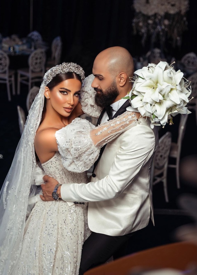 فساتين ريم قشمر تغازل جوهر العروس العصرية بنفحات كلاسيكية وهذا ما قالتهلـ "هي"! 