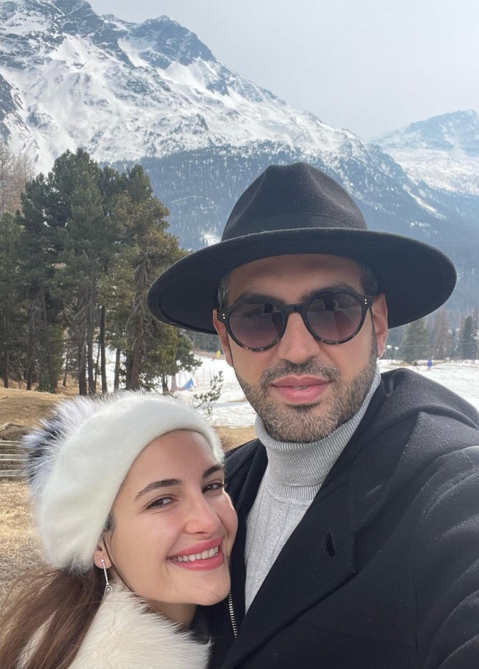 أنجح قصص الحب للزيجات الفنية المختلطة بينها زيجة إيمان الباني وكندة علوش