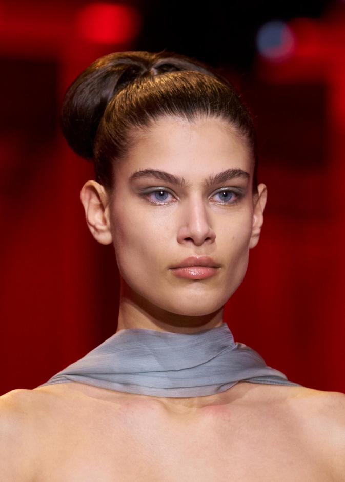 استعدادات العيد على الأبواب.. حققي إطلالة خالية من التجاعيد بخطوات من المكياج