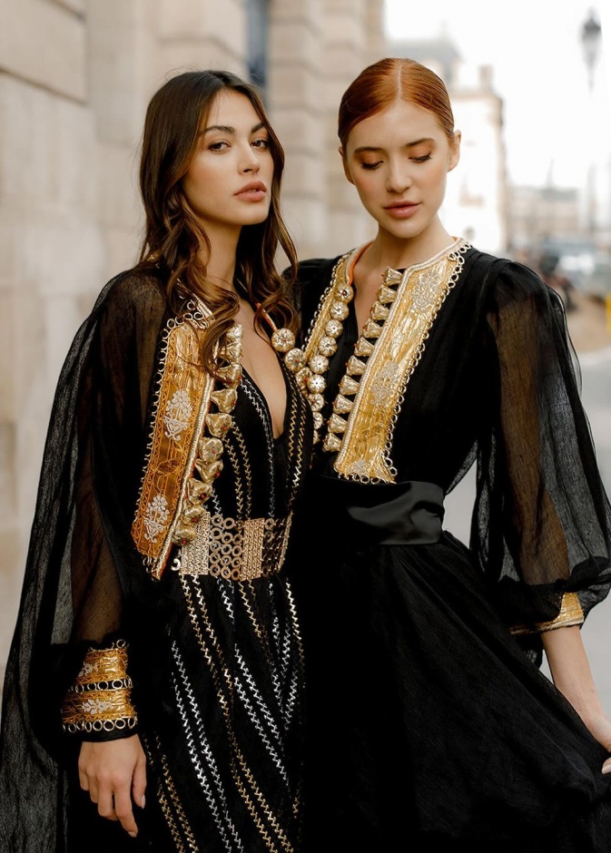 8 قفاطين عصرية راقية لإطلالتكِ بالعيد من أبرز العلامات العربية