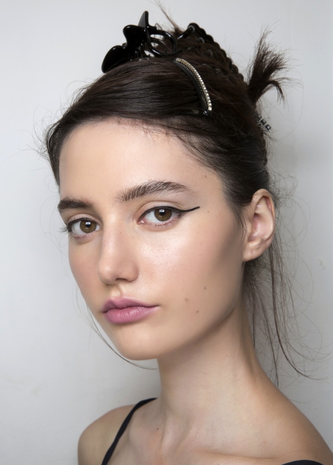  إليك أهم التقنيات التجميلية لتجديد إطلالتك الجمالية في فصل الربيع