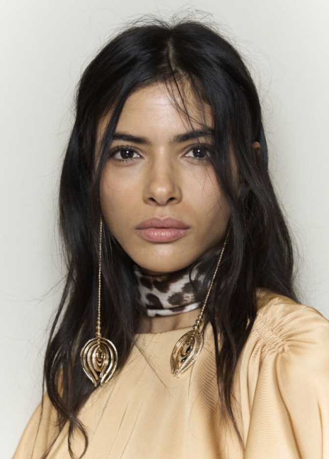  إليكِ الترتيب الصحيح لتطبيق منتجات العناية بالبشرة  للحصول على أفضل النتائج ... لا يفوتك