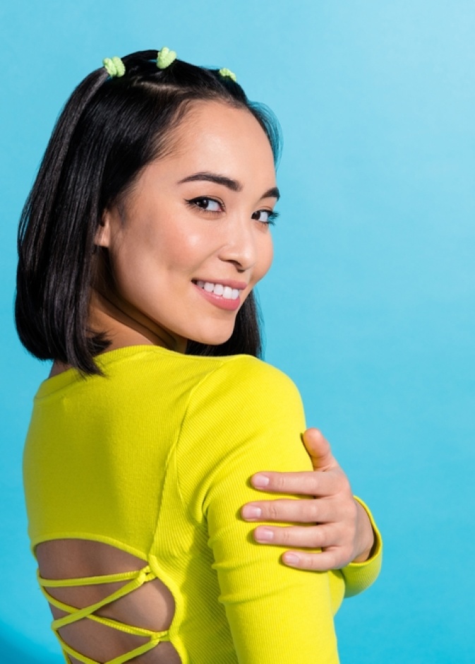 تعانين من الكتف المتجمدة؟ إليكِ نصائح خبيرٍ لتحسين حالتكِ الصحية