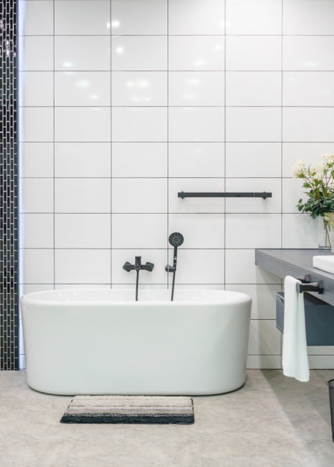 لمساحة عصرية.. 8 اتجاهات للحمامات عفا عليها الزمن