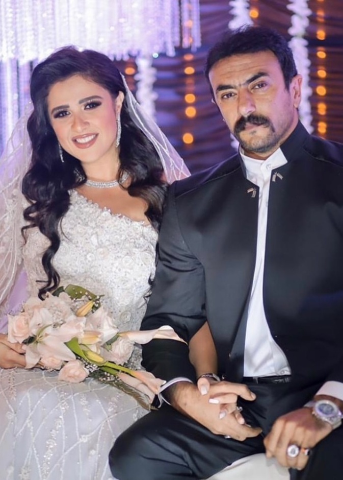 ياسمين عبد العزيز وأحمد العوضي