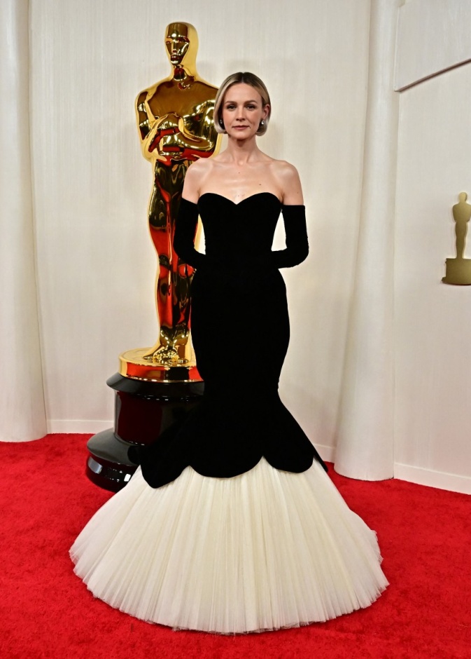 هل تنظر صناعة الأزياء اليوم إلى الماضي بعدسة الحنين أم أنه يتفوق فعلا على الحاضر؟