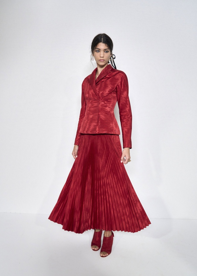 تنانير طويلة مع البلايزر في رمضان 2024