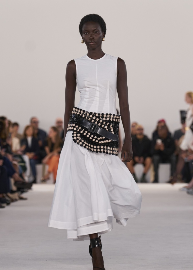  أبرز أنواع الأحزمة هذا الموسم وكيف تستخدمينها؟