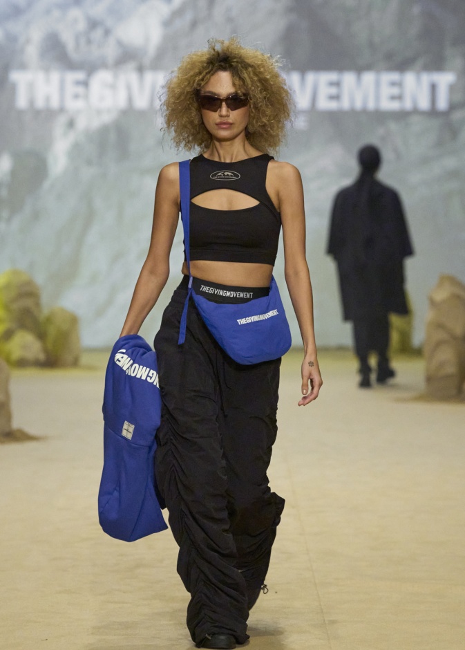 إطلالة من Giving movement لربيع وصيف 2024