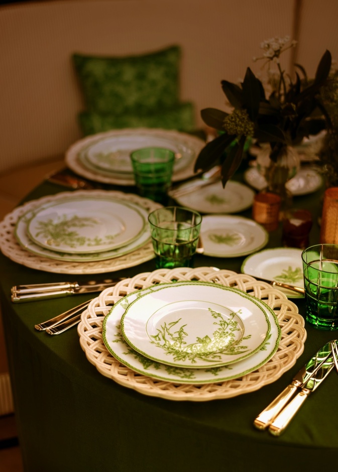 "ديور" Dior تكشف عن ديكور ملهِم خاص بوجبة سحور استثنائيّة