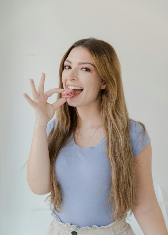 من الفوندو وصولًا للرامن الياباني: صيحاتٌ غذائية شهدها العالم خلال العقود الماضية