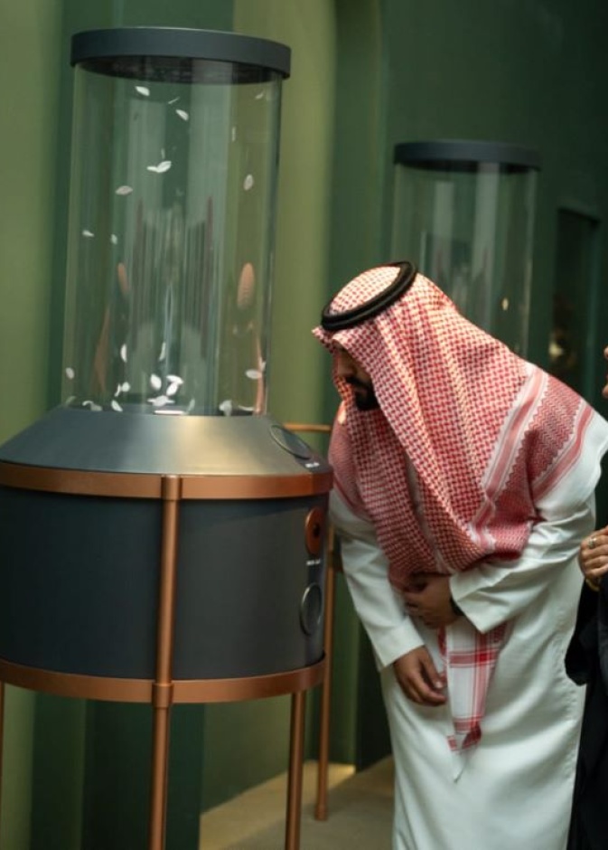  افتتاح معرض عطور الشرق