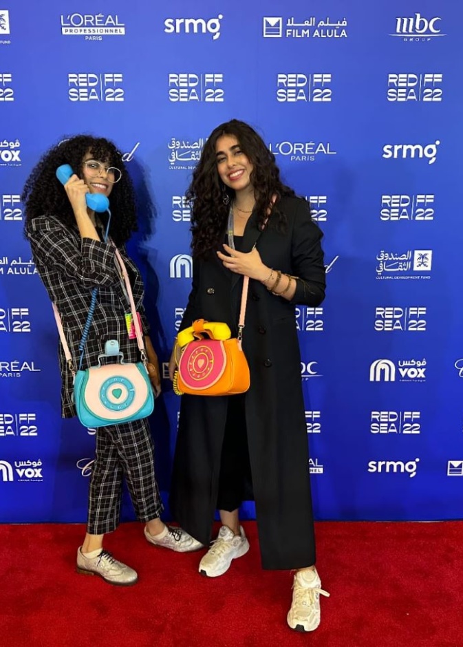 المخرجتان دانه ورنيم المهندس الفائزتين ببرنامج أفلام العلا تبتكر 