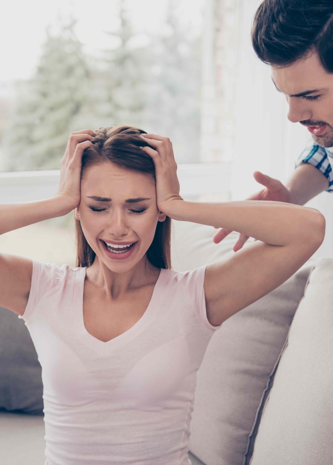 سبب كثرة المشاكل بين الزوجين بدون سبب هو الجهل بما يمر به الشريك