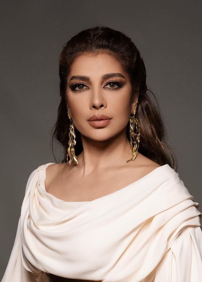 أكثر عمليات تجميل لجأت إليها الفنانات العربيات في السنوات الأخيرة