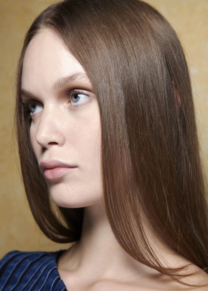 اليك روتين جمالي لتنعيم الشعر