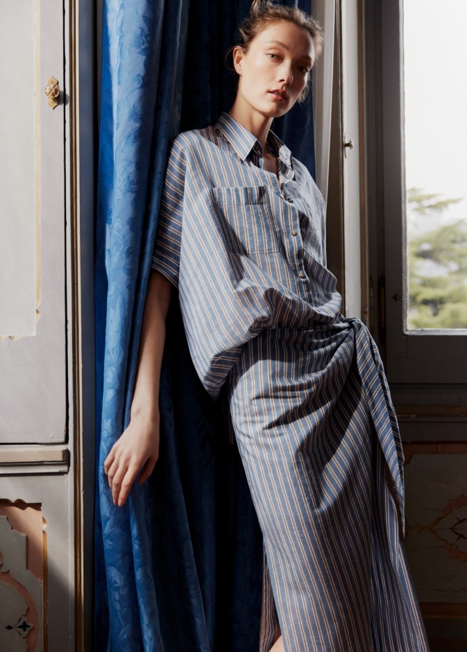 تصاميم Brunello Cucinelli مرادفة للكلاسيكية التي تدوم للأبد... اكتشفي أجمل الإطلالات عبر Mytheresa