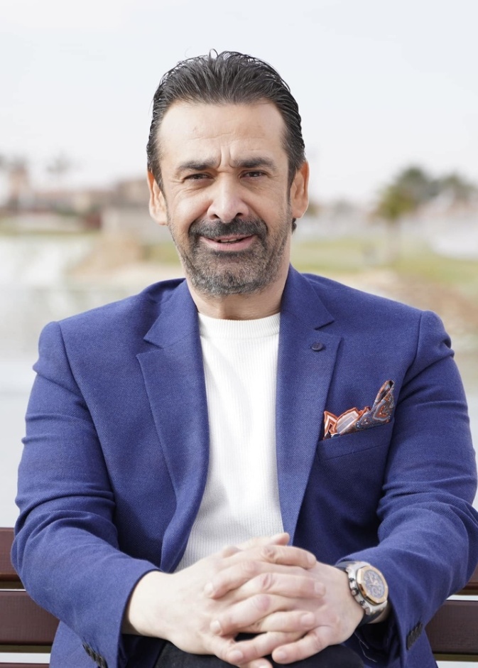 كريم عبد العزيز