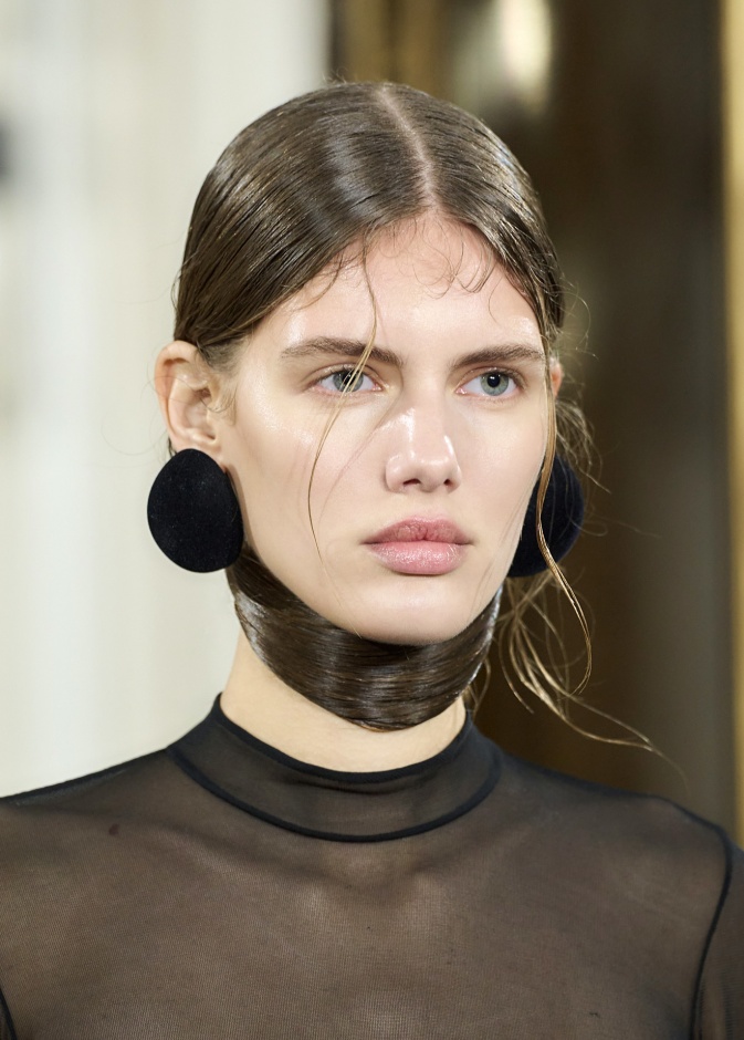 تقنية الهايفو لتجميل البشرة وتجديد شباب الوجه