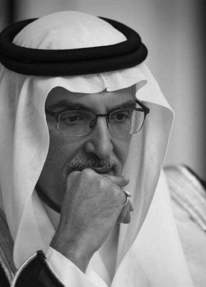 رحيل الأمير الشاعر بدر بن عبد المحسن.. تعرفوا على محطات لا تنسى في مسيرته وأبرز إسهاماته الثقافية والفنية