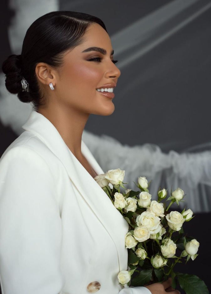 من مكياج الميك أب أرتست السعودية منيرة التريكي