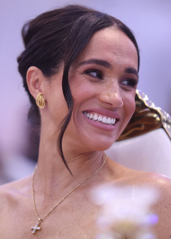 ميغان ماركل تصف أطفالها بالثرثارين وتتحدث عن الموازنة بين الأمومة والحياة المهنية