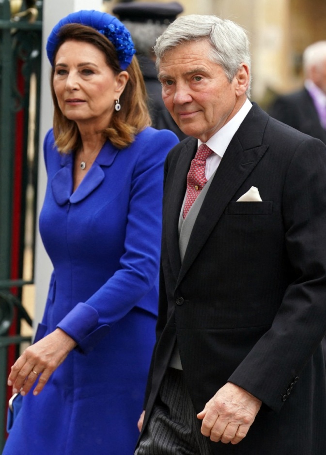 اشترى مايكل وكارول ميدلتون منزل باكليبري مانور بعد حوالي عام من زواج ابنتهما كيت