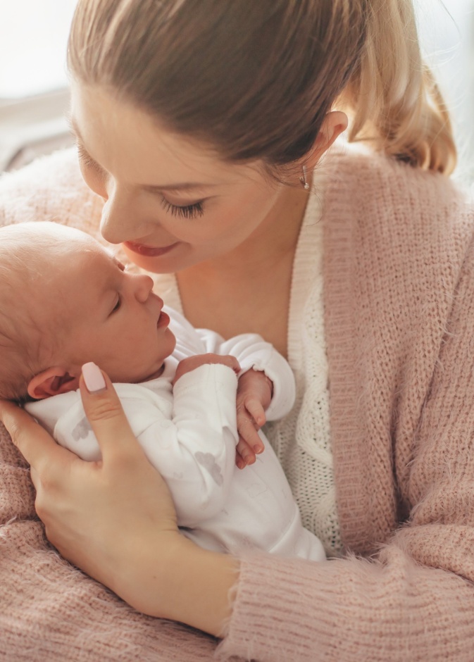 اعتقادات خاطئة عن أطفال الأنابيب تعوق حلم الأمومة 