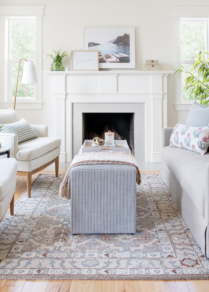 الحجم المثالي لسجاد غرف المنزل، يعمل على ربط المساحة ببعضها البعض بتناسق وانسيابية