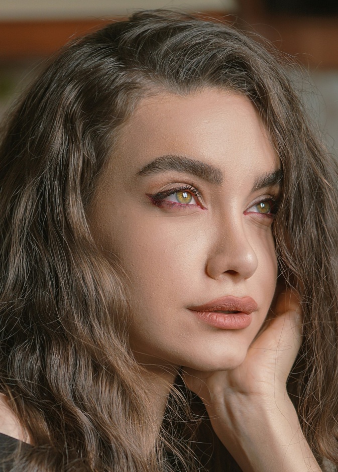 تقنيات تجميلية لتنعيم وإعادة تشكيل البشرة في موسم الصيف