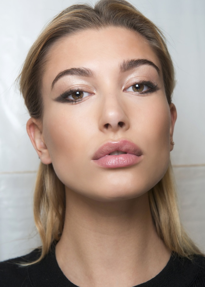 علاجات تجميلية يمكنك الخضوع إليها قبل سفرك 