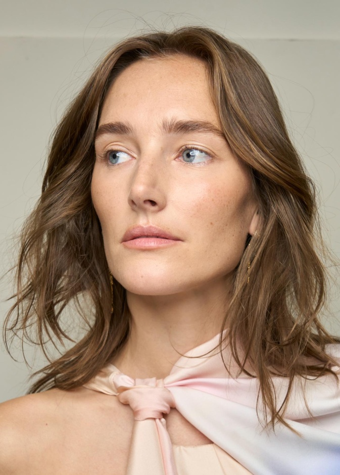 بشرتك بدون مكياج تبدو أكثر تألقًا في عيد الأضحى 2024 بعد اتباعكِ الطرق الطبيعية المقدمة