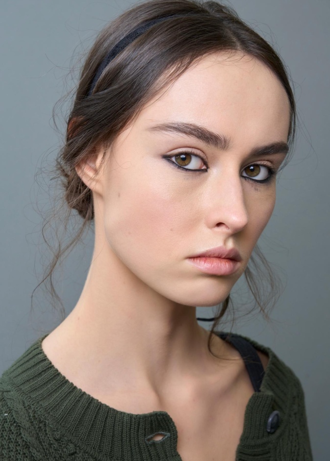 تغذية بشرتك بالكولاجين في المنزل هو سر شبابك الطبيعي