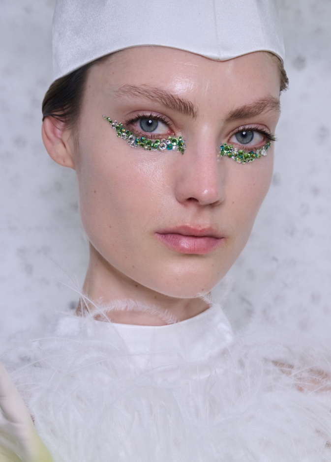 جرأة حبيبات الباييت على الجفون السفلى من دار Homolog