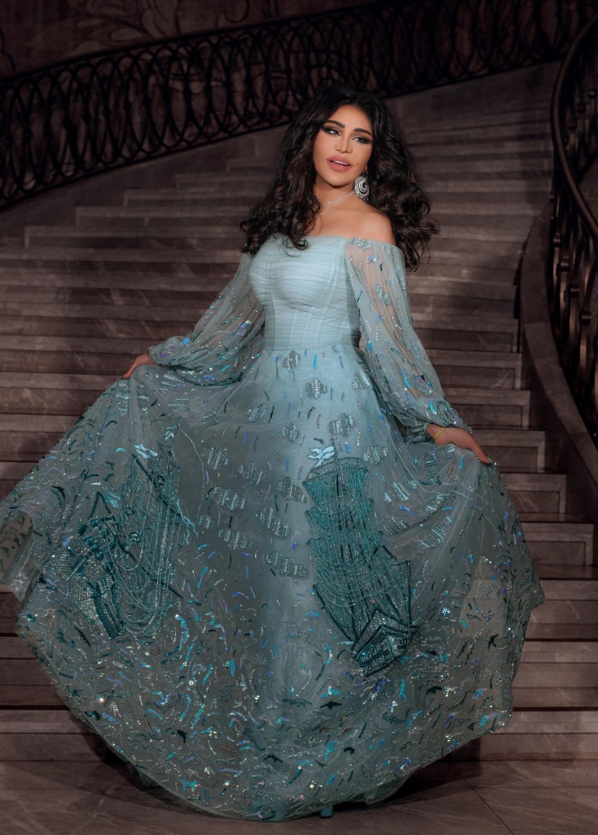 اجمل إطلالات من خزانة الفنانة أحلام تعكس اختياراتها الفخمة