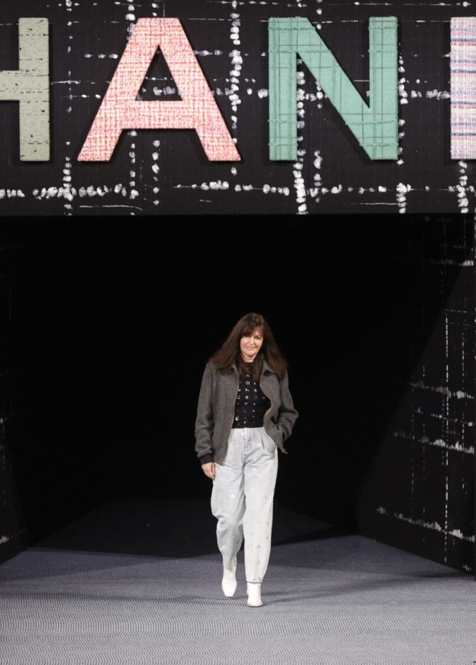 من سيخلف "فيرجيني فيارد" في شانيل