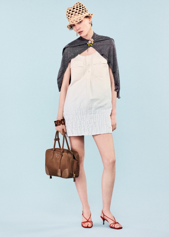 Prada تستكشف التاريخ والتراث