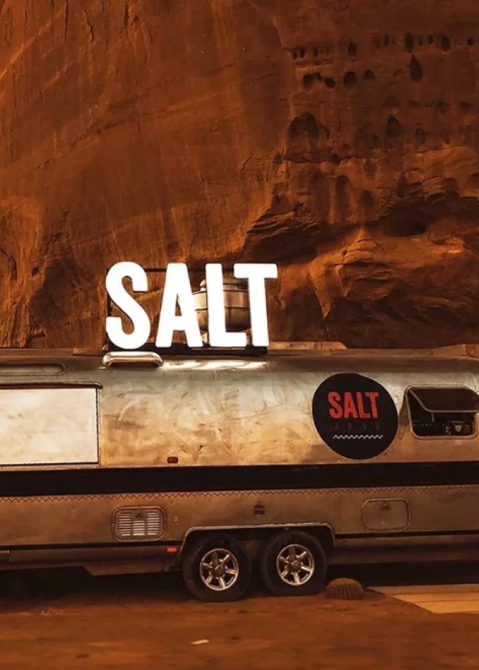 أجمل عربات الطعام في العلا.. تجربة تذوق ممتعة في عيد الأضحى المبارك