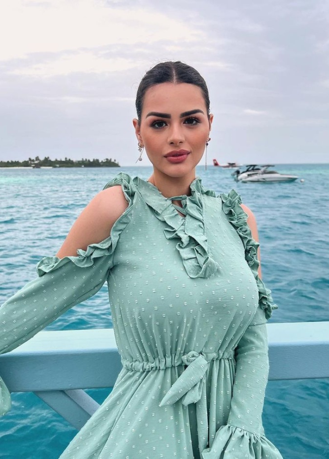 هنادي مهنا خلال رحلتها في جزر المالديف 