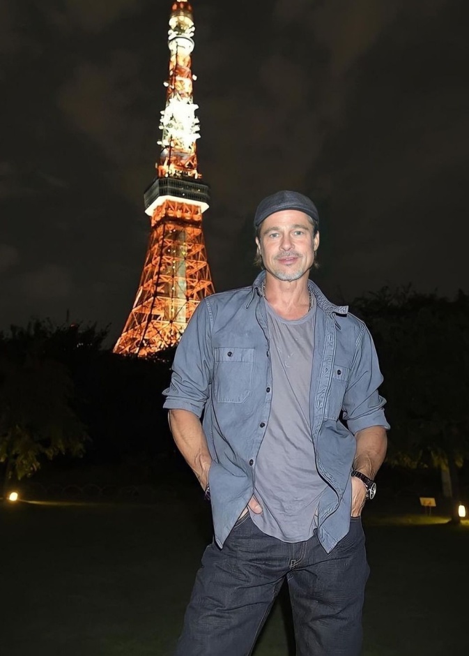 براد بيت في رحلة باريسية